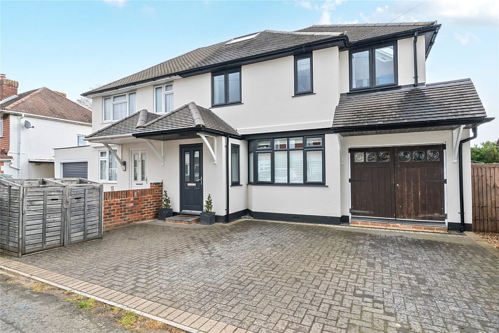 Property photo 1 of 21 Picture No. 01