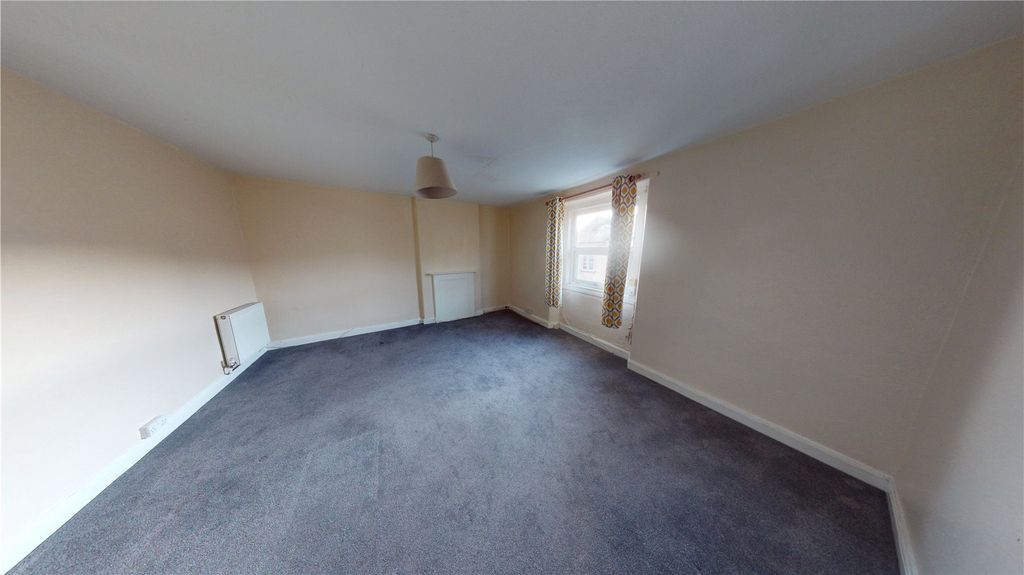 Property photo 3 of 6 Picture No. 15