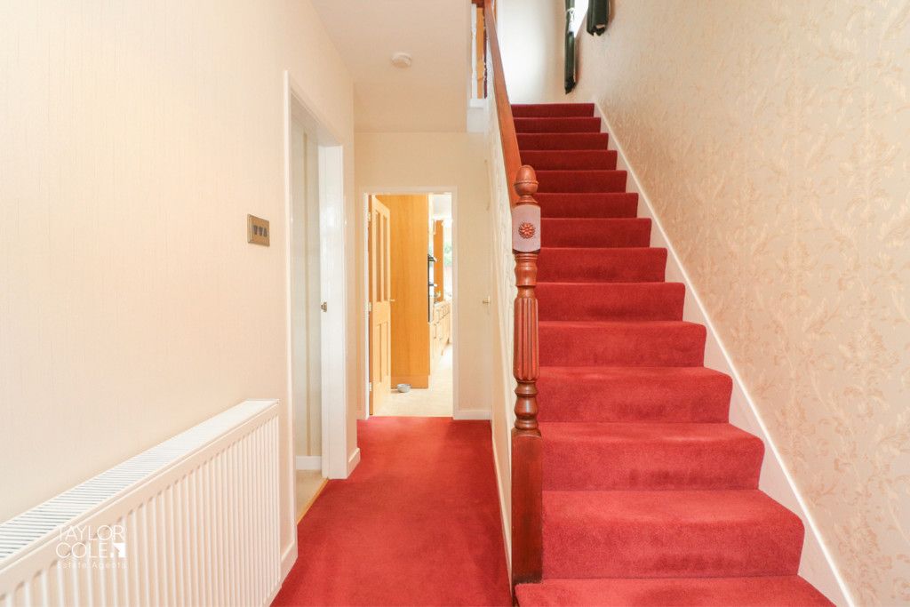 Property photo 2 of 30