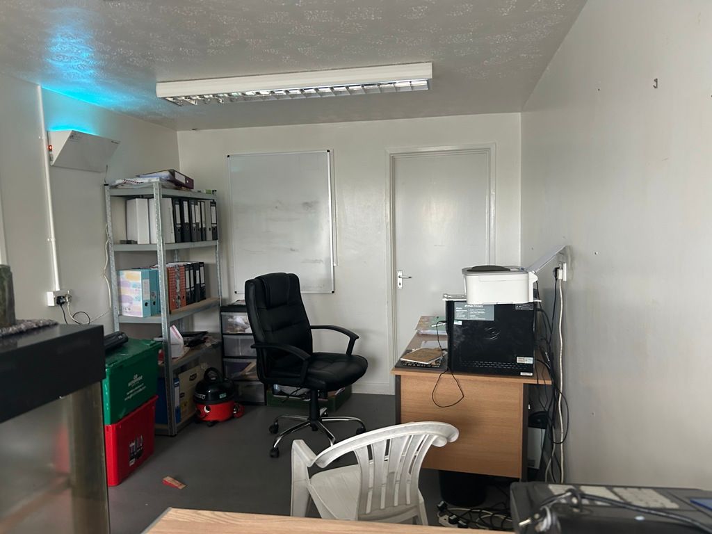 Property photo 3 of 6 Photo 3