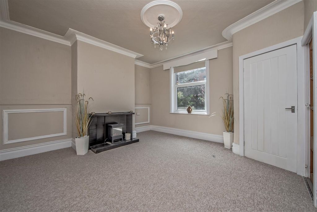 Property photo 2 of 24 Living Room: