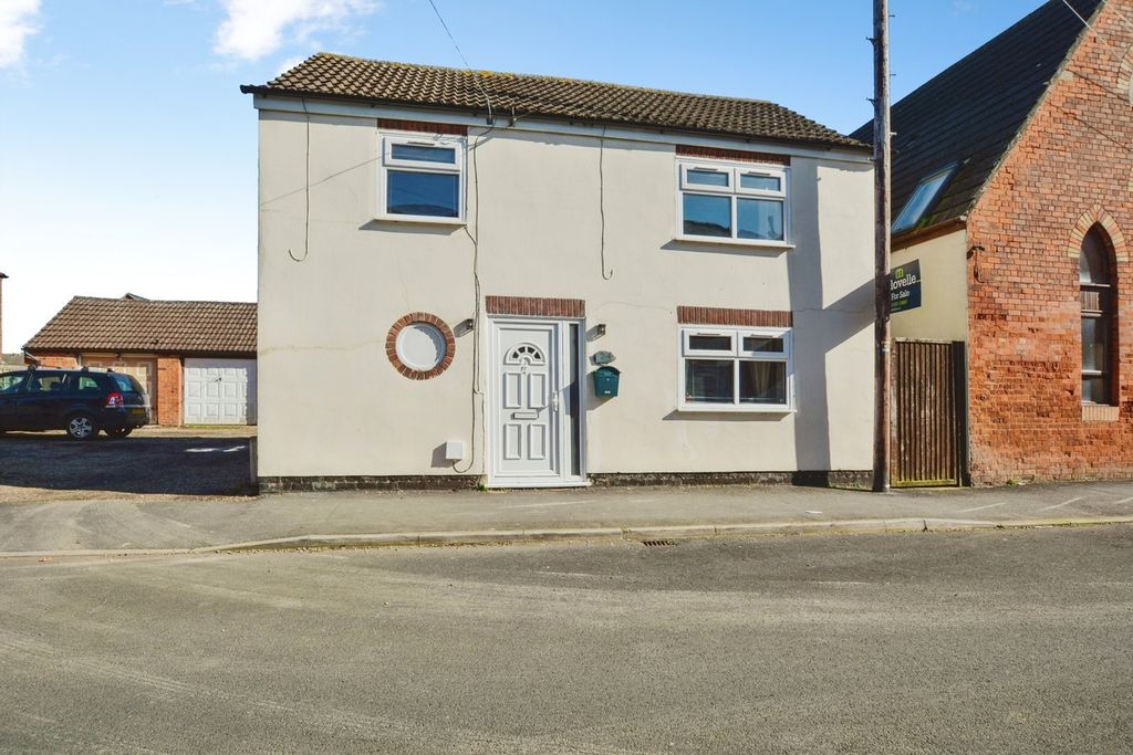 Property photo 1 of 20