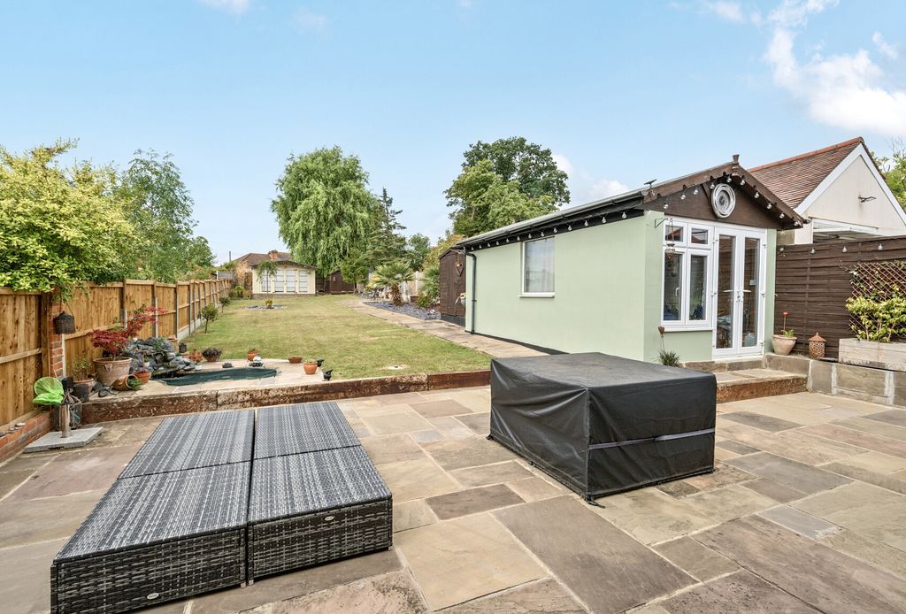 Property photo 3 of 15 1325985-4-6878E1A...