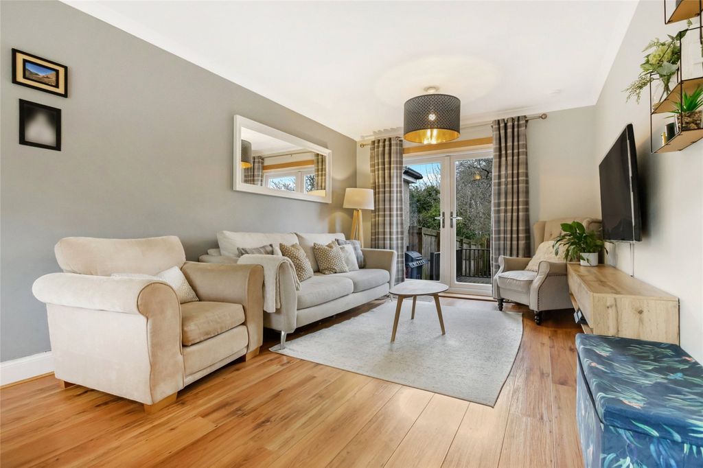 Property photo 2 of 22 Picture No. 04