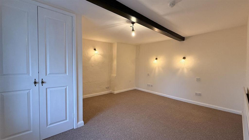 Property photo 2 of 10 Img_8714.Jpg