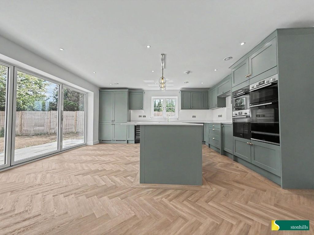 Property photo 3 of 22 11.Jpg