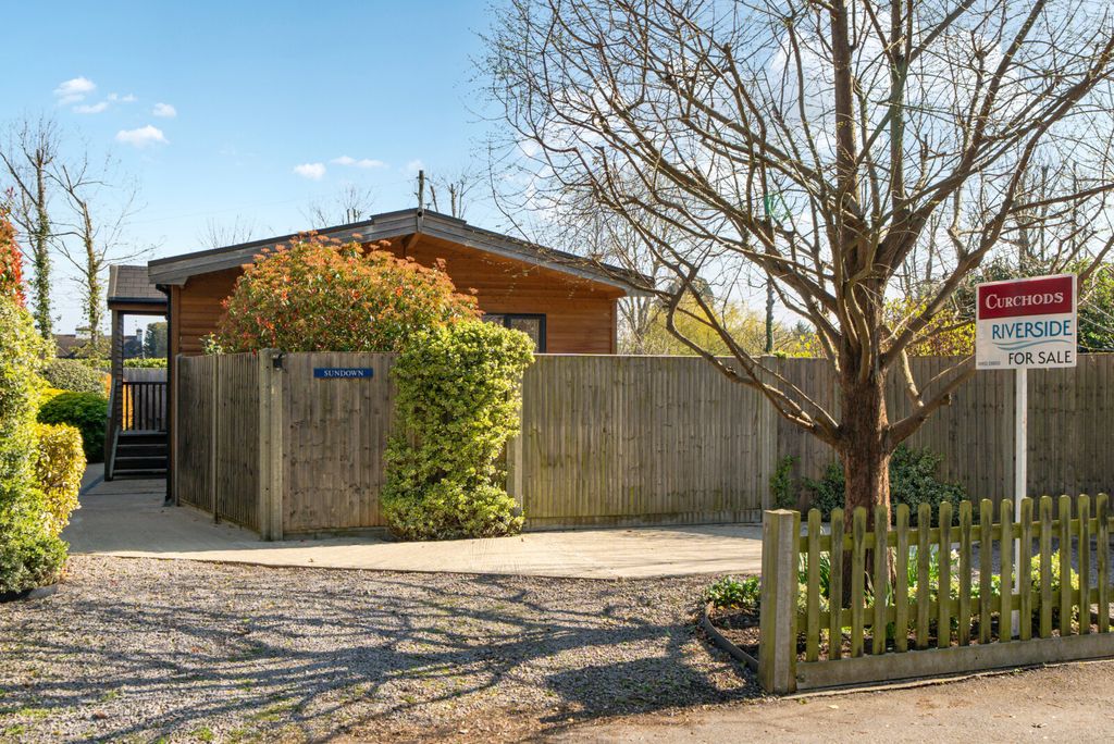 Property photo 1 of 21 1433184-6-69Bbdf6...