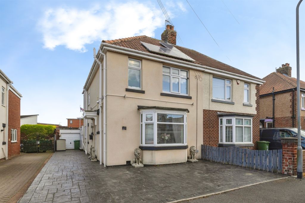 Property photo 1 of 18
