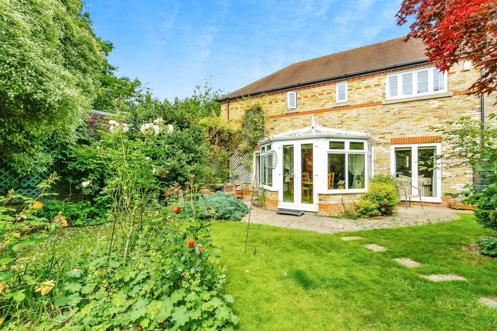Property photo 1 of 17 Photo