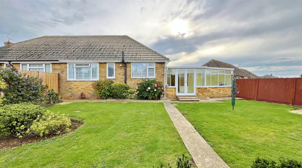 Property photo 3 of 19 Outside - Rear