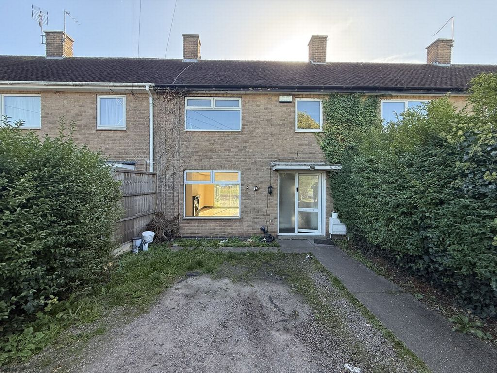 Property photo 1 of 10 Front