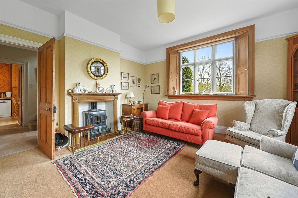 Property photo 3 of 19 Picture No. 17