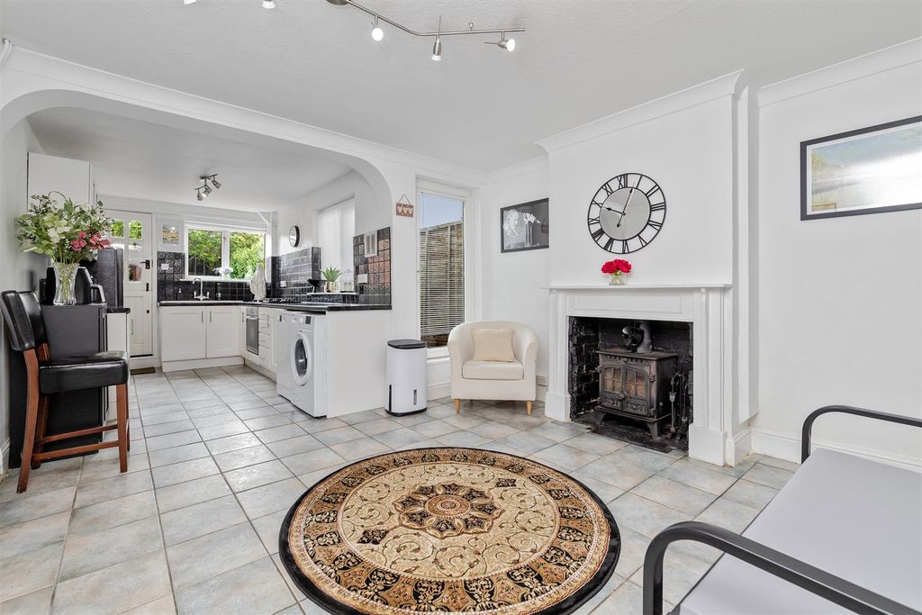 Property photo 2 of 28 76Stannesroad-4.Jpg