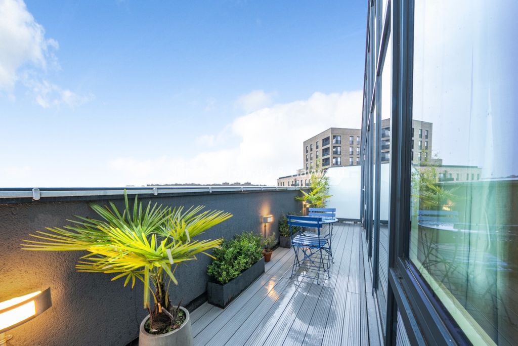 Property photo 2 of 8 c669Bd7F-5B04-4Aad-A