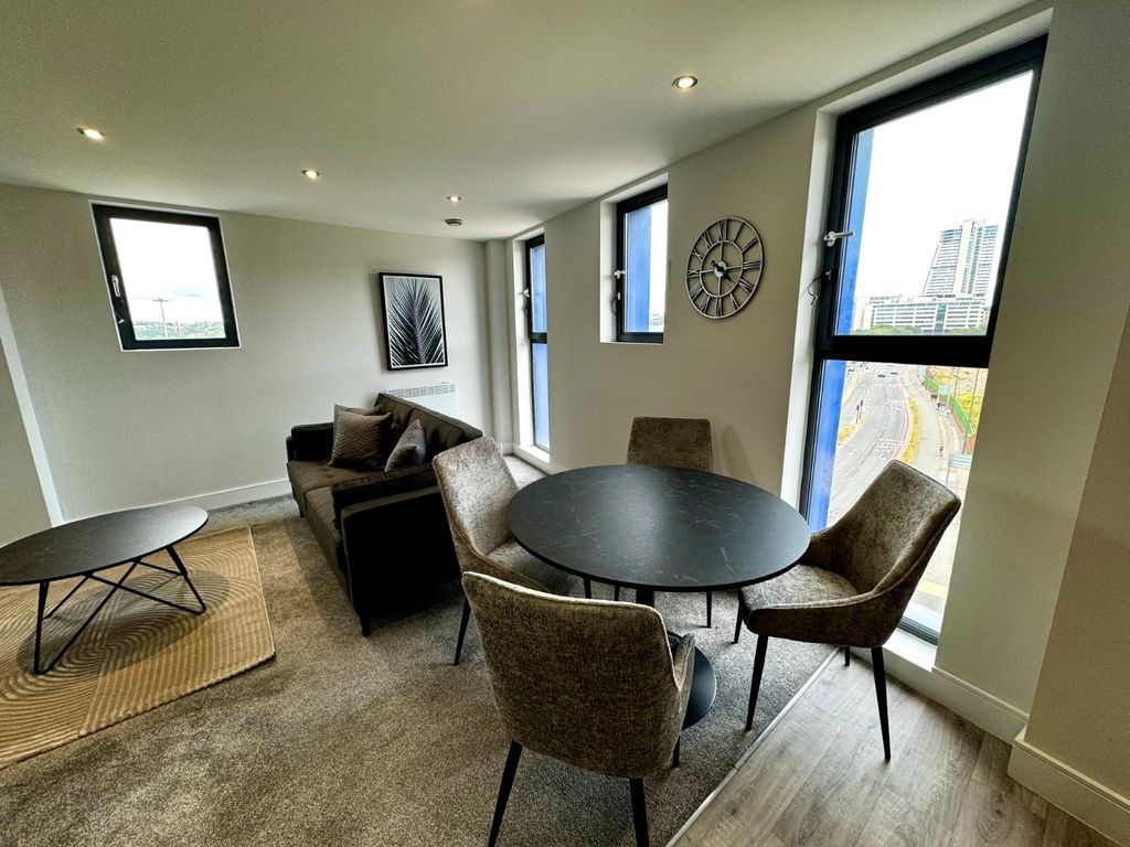 Property photo 3 of 10 Picture No. 14