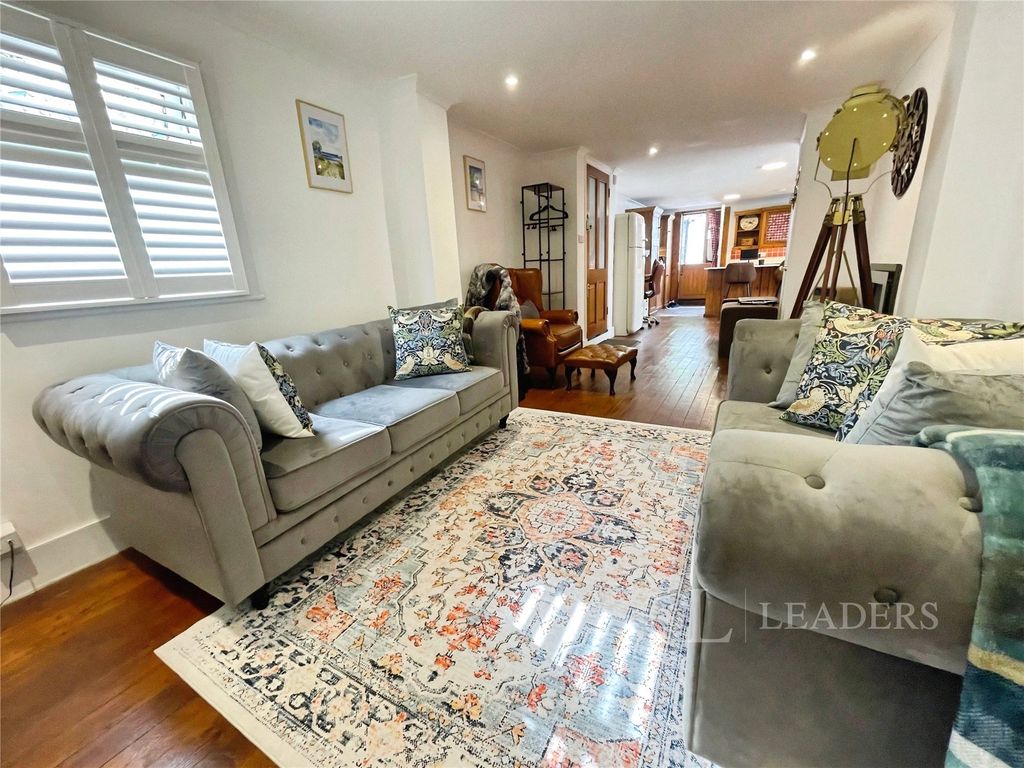 Property photo 1 of 14 Picture No. 11