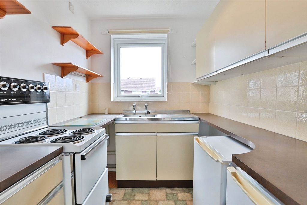Property photo 2 of 14 Picture No. 40