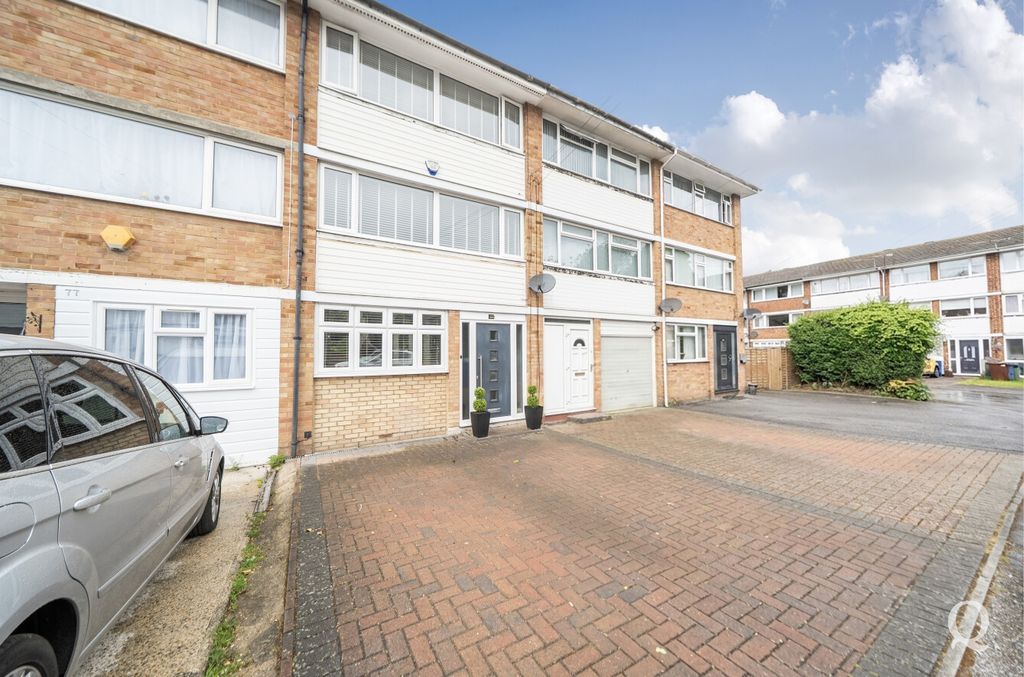 Property photo 1 of 18 0Fe4B737-1E2c-4c1...