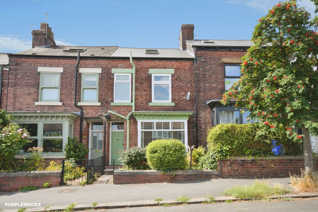 Property photo 1 of 13 Front