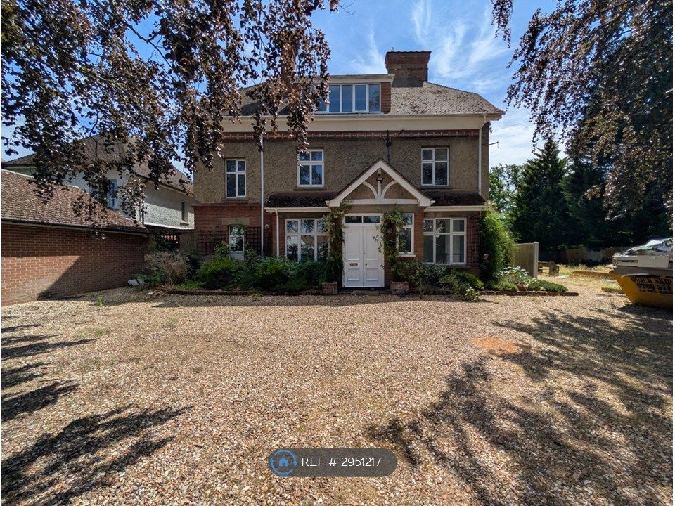 Property photo 3 of 19
