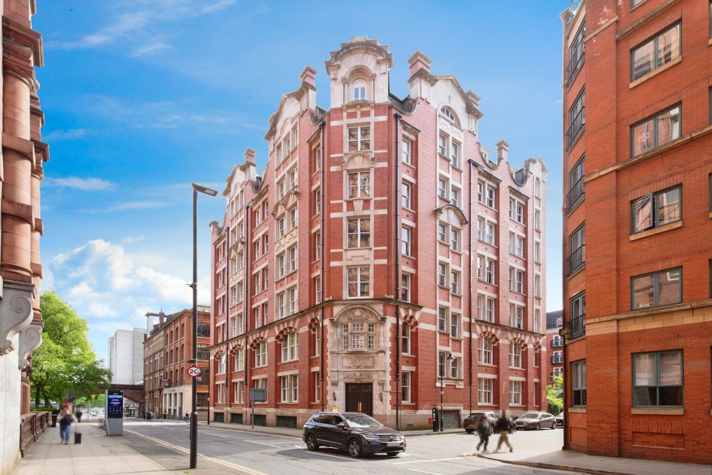 Property photo 1 of 14 Front