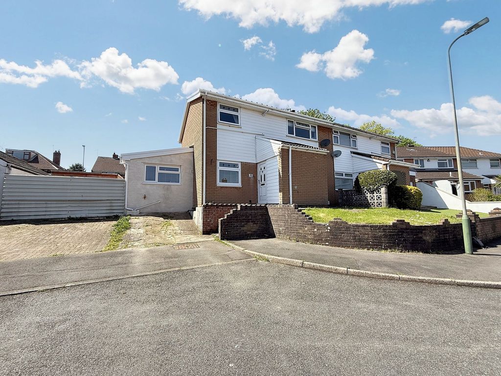 Property photo 1 of 36