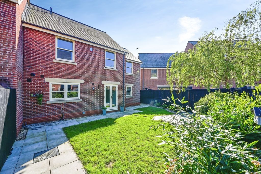 Property photo 3 of 19 Pbox-Img.Jpg