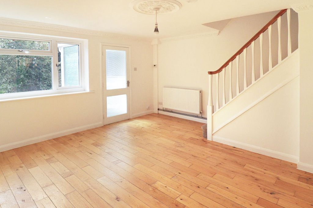 Property photo 3 of 19 Picture No. 12