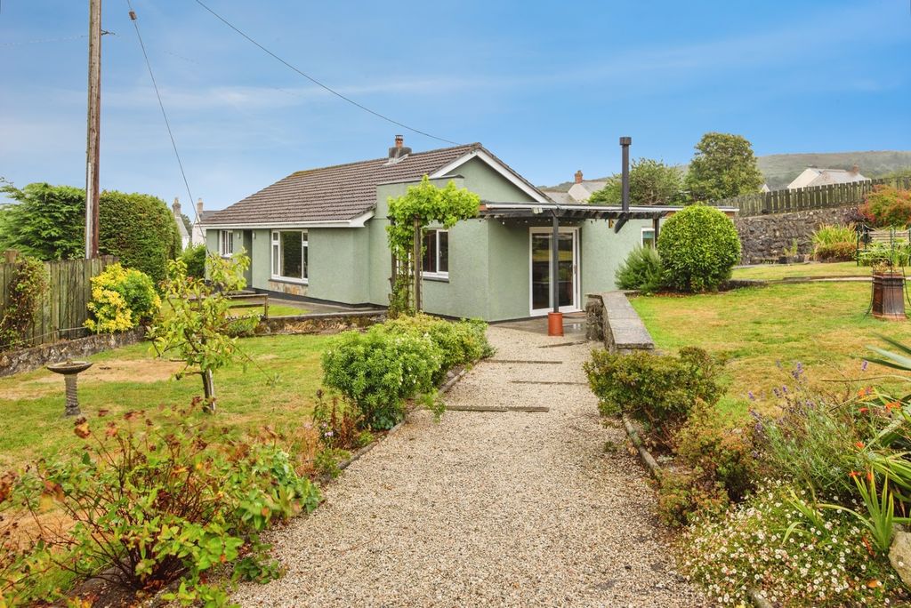 Property photo 1 of 24 Pbox-Img.Jpg
