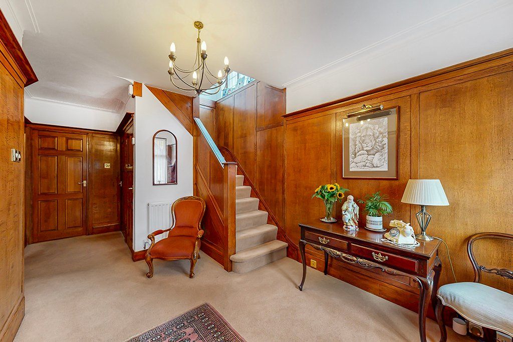 Property photo 2 of 29 Picture No. 22