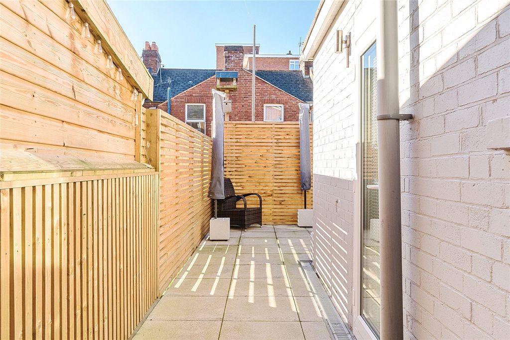 Property photo 2 of 3 Cameo