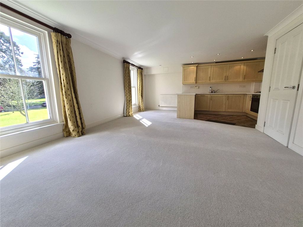 Property photo 2 of 12 Picture No. 03