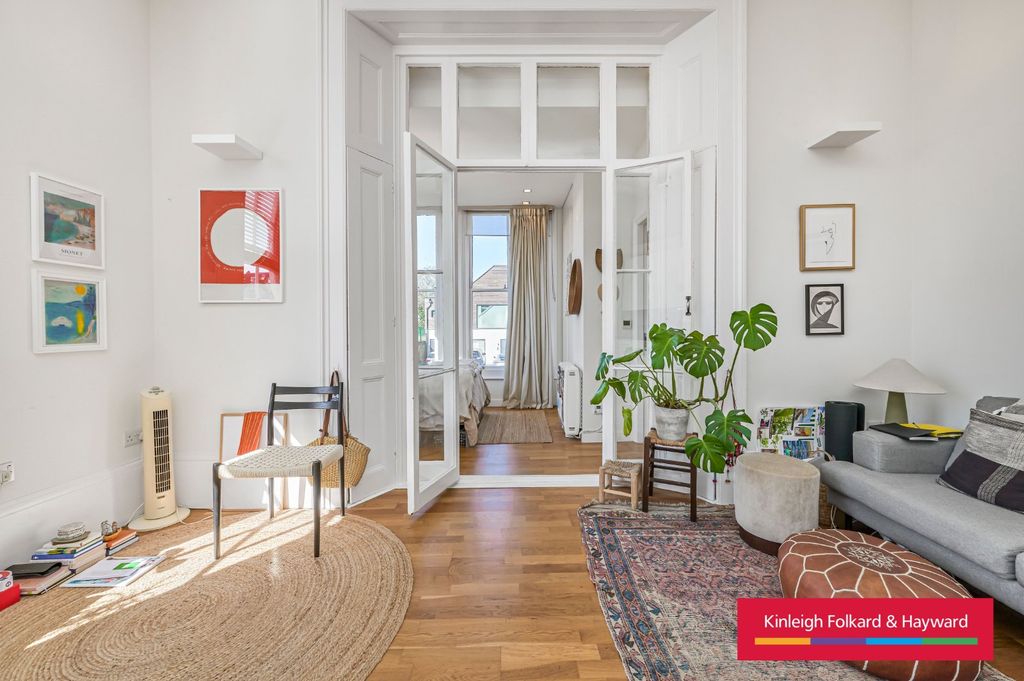 Property photo 2 of 18 Picture No. 19