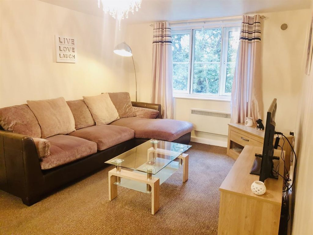Property photo 1 of 25