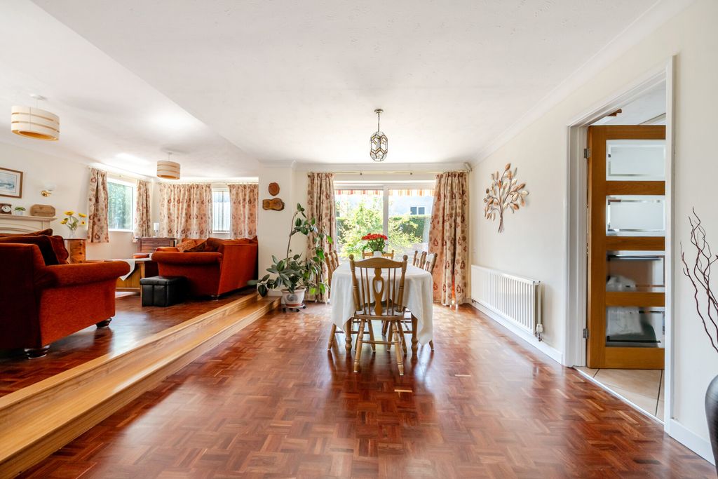 Property photo 3 of 47 41-6A7B2Bc6A9139-...