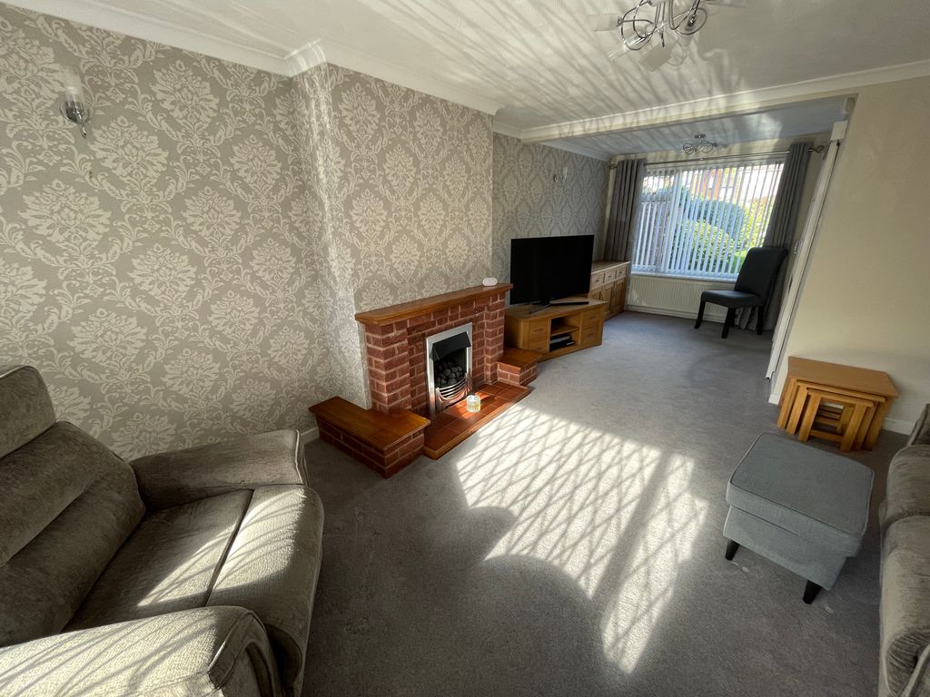 Property photo 2 of 9 Living Room