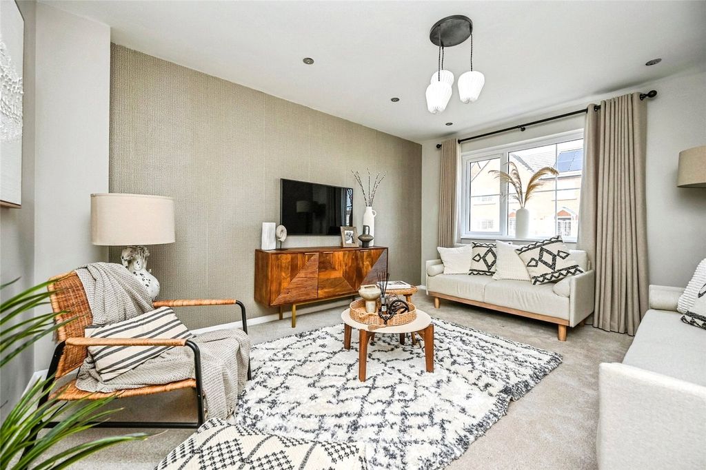 Property photo 2 of 16 Picture No. 01