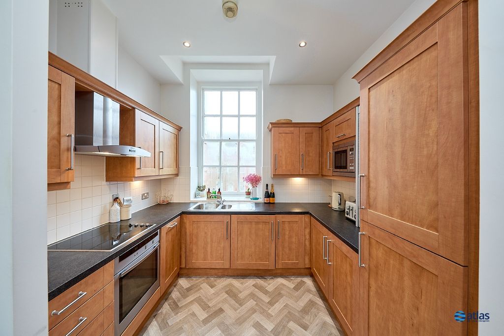 Property photo 3 of 13 Property Image