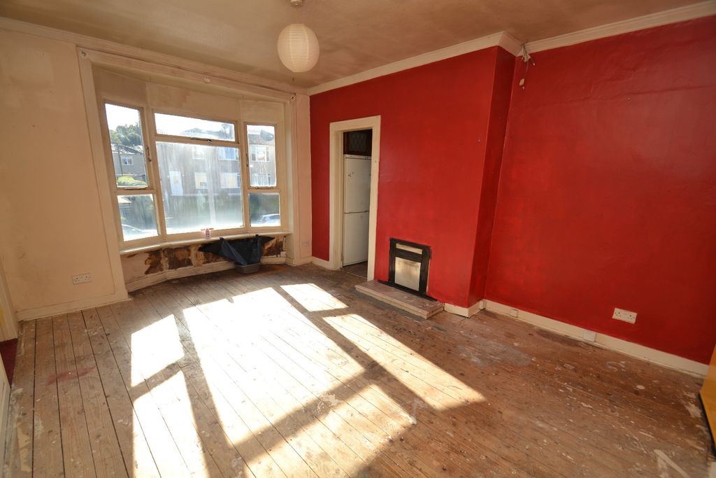 Property photo 2 of 9 4458592