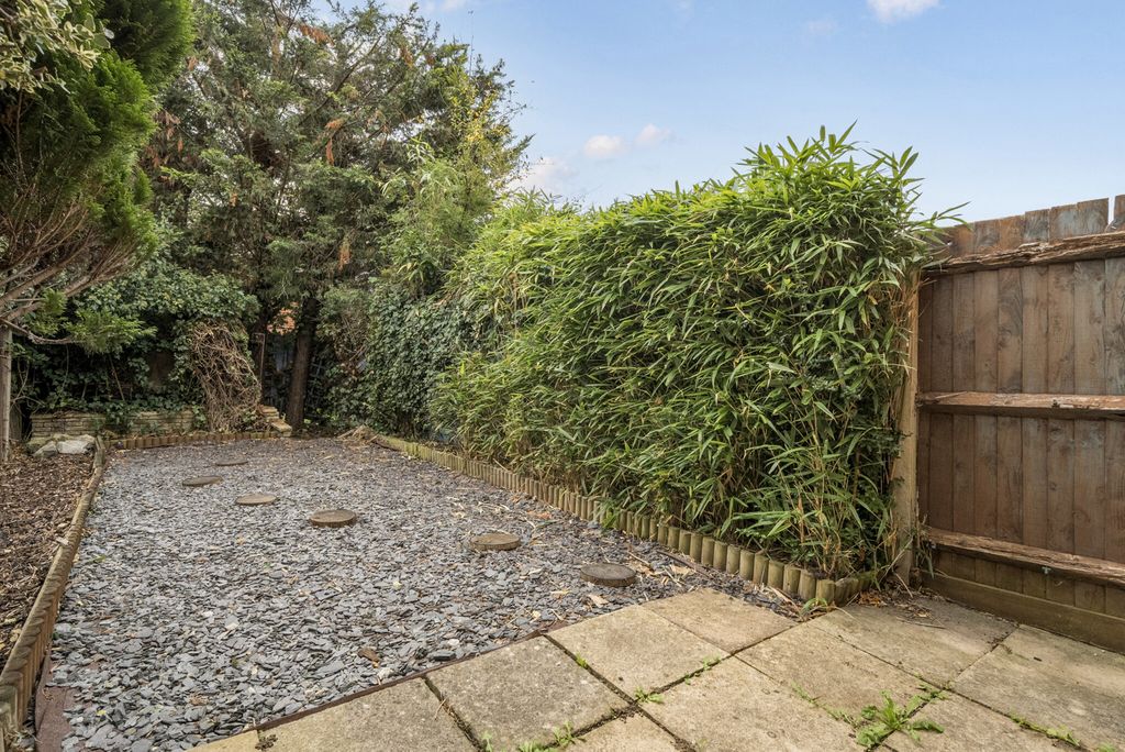 Property photo 1 of 15 1362014-12-68Dcef...