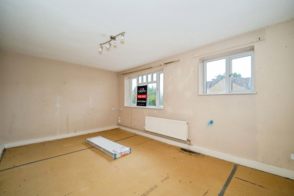 Property photo 2 of 13 Living Room