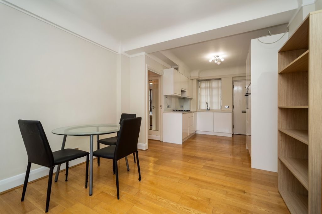 Property photo 3 of 11 Image