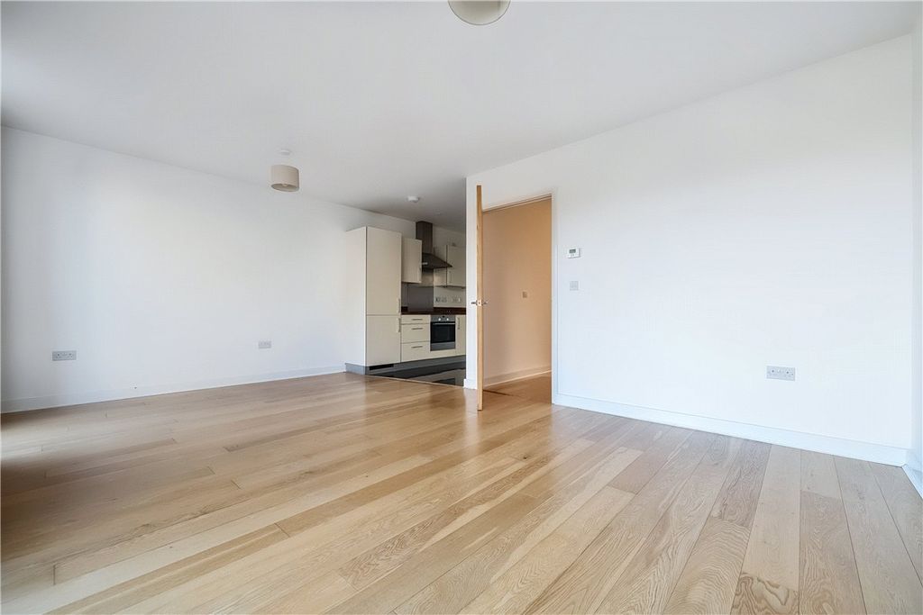 Property photo 2 of 12 Picture No. 03