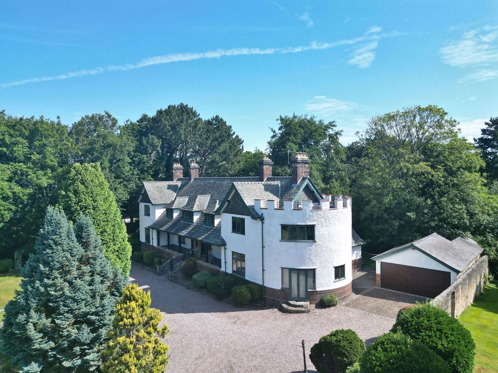 Property photo 1 of 13 Photo 2