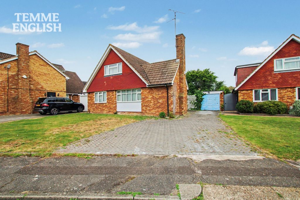Property photo 1 of 8