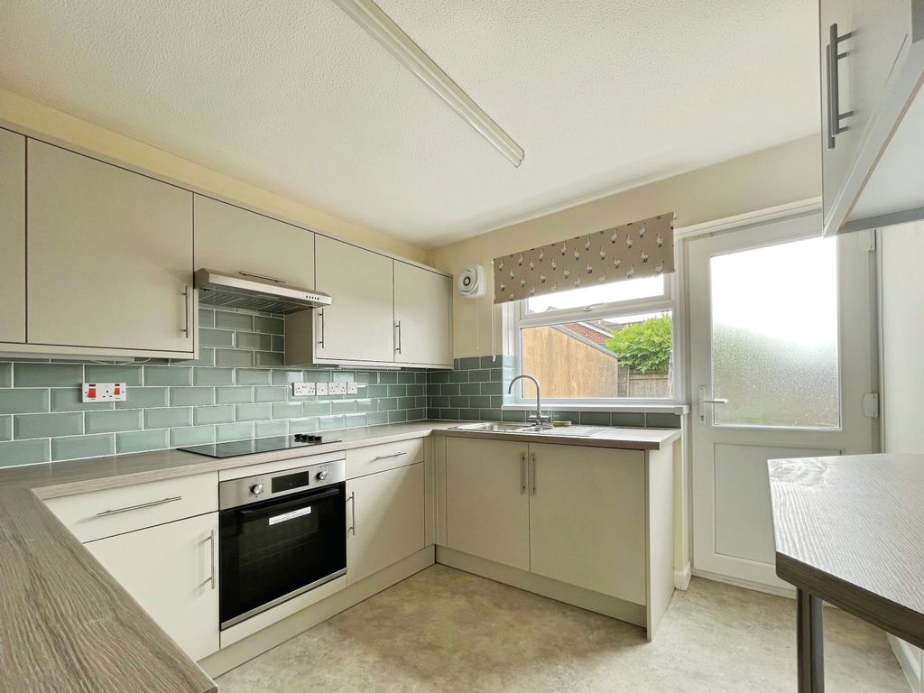Property photo 2 of 30 861Ea261-Kitchen 201