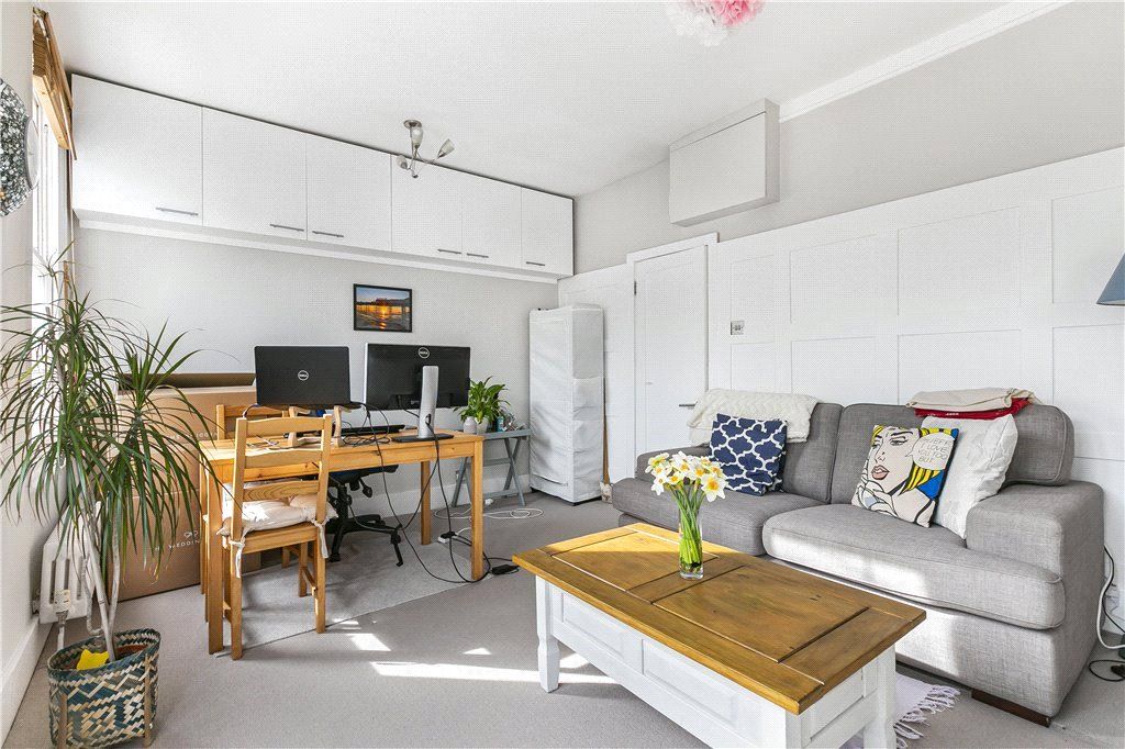 Property photo 2 of 8 Reception Room