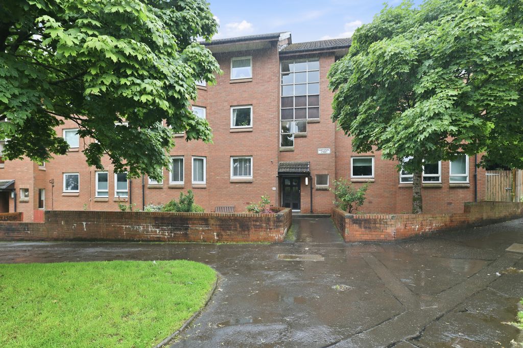 Property photo 1 of 24