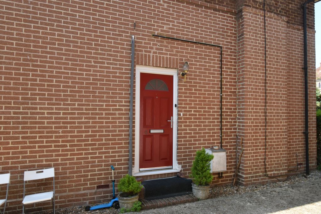 Property photo 2 of 14 Gallery