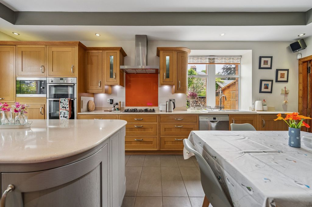 Additional image 12 of 5 bed detached house for sale17 Monreith Road, Newlands, Glasgow G43